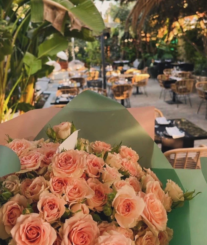 Roses in the garden terrace at Ficardo Restaurant & Garden